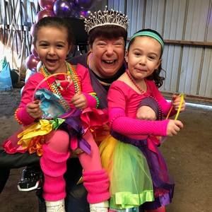 Meet your Posher, Lori